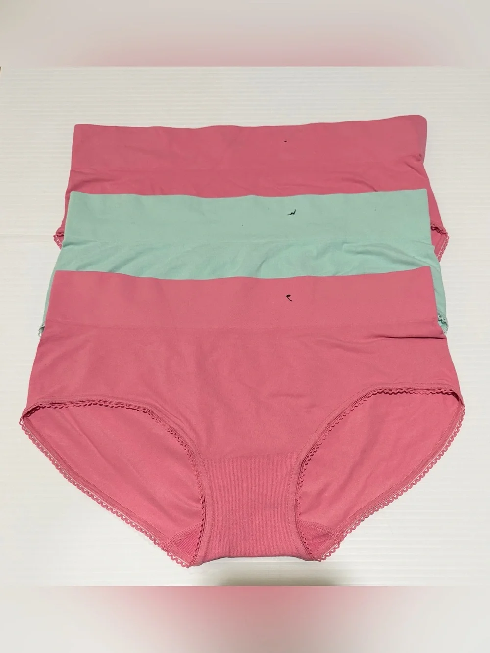 Wacoal 3-Pack Feeling Flexible Brief Underwear Women's